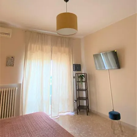 Casa Viola A 900 Mt Dalla Staz. Πανσιόν Πεσκάρα