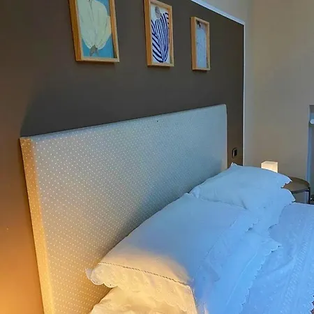 Casa Viola A 900 Mt Dalla Staz. 3* Pescara