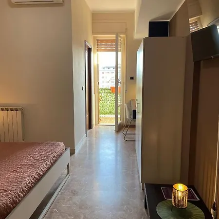 Casa Viola A 900 Mt Dalla Staz.