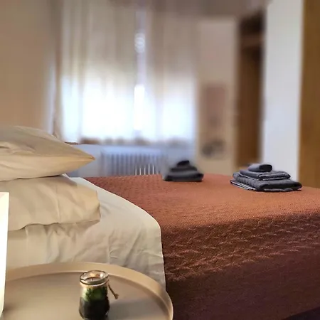 بيت ضيافة Casa Viola A 900 Mt Dalla Staz. بيسكارا