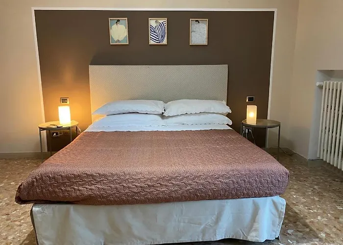 Casa Viola A 900 Mt Dalla Staz. 3*