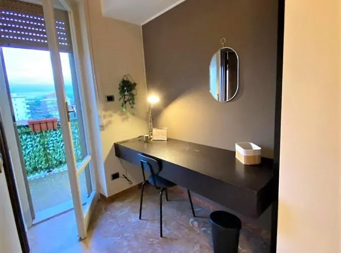 بيت ضيافة Casa Viola A 900 Mt Dalla Staz. بيسكارا