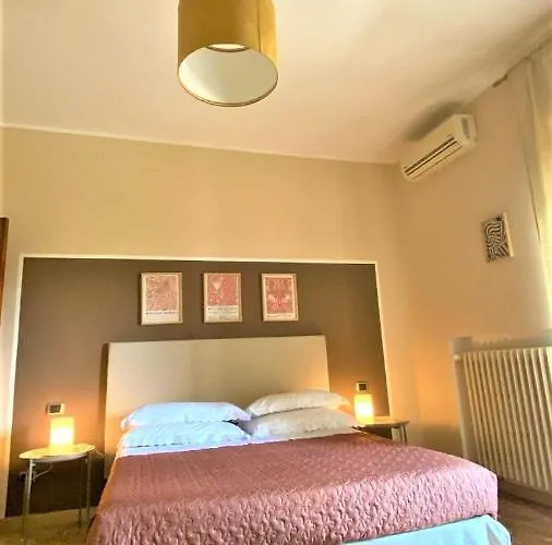 Casa Viola A 900 Mt Dalla Staz. Konukevi Pescara