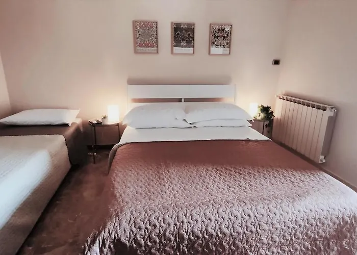 Casa Viola A 900 Mt Dalla Staz. Konukevi 3*