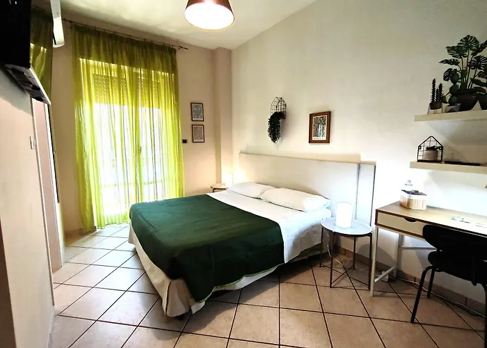 بيت ضيافة Casa Viola A 900 Mt Dalla Staz. 3*