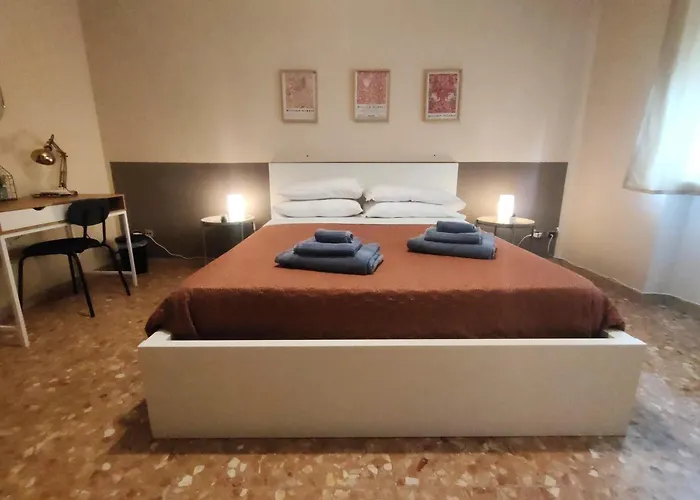 Casa Viola A 900 Mt Dalla Staz. 3*